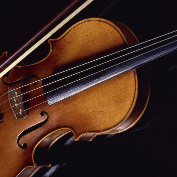 Violin, representing 2024 Rusnak Summer Series from Pasadena Symphony and POPS